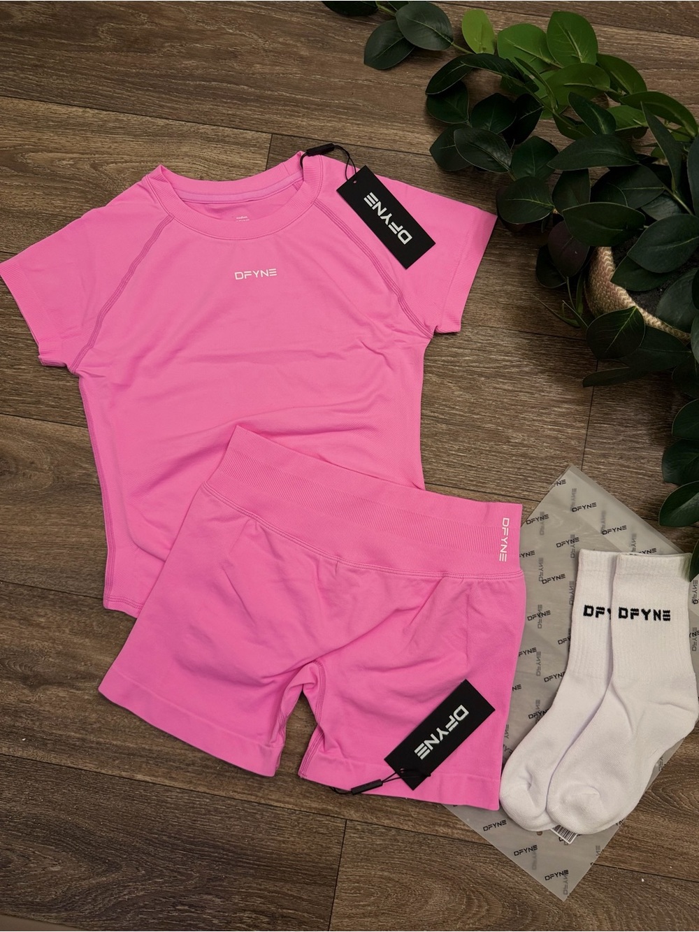 Dfyne pink set size S